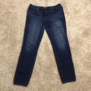 American Eagle Jeans. Non smoking home. No holes.